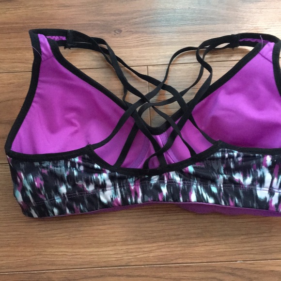 Padded sports bra - Picture 2 of 2